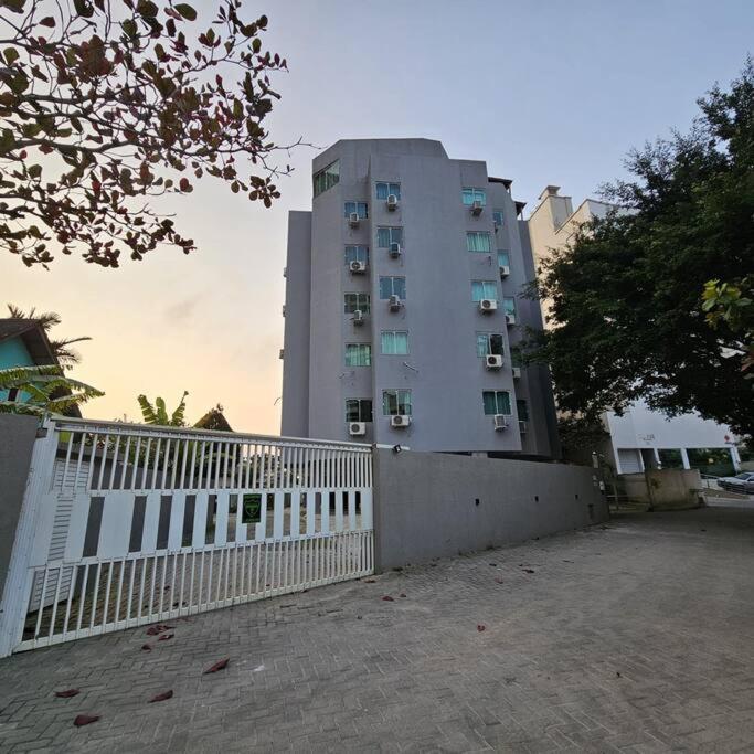 Ap Pe Na Areia Frente Mar Apartment *