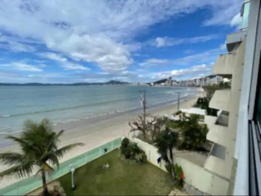Ap Pe Na Areia Frente Mar Apartment *